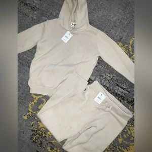 ****BRAND NEW****COTTON ON TAN HOODED SET FOR KIDS